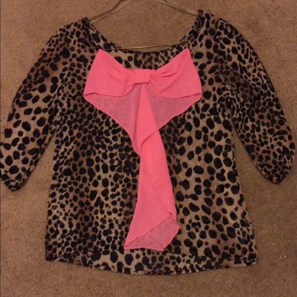 Auditions Boutique Cheetah Top - Picture 2 of 2